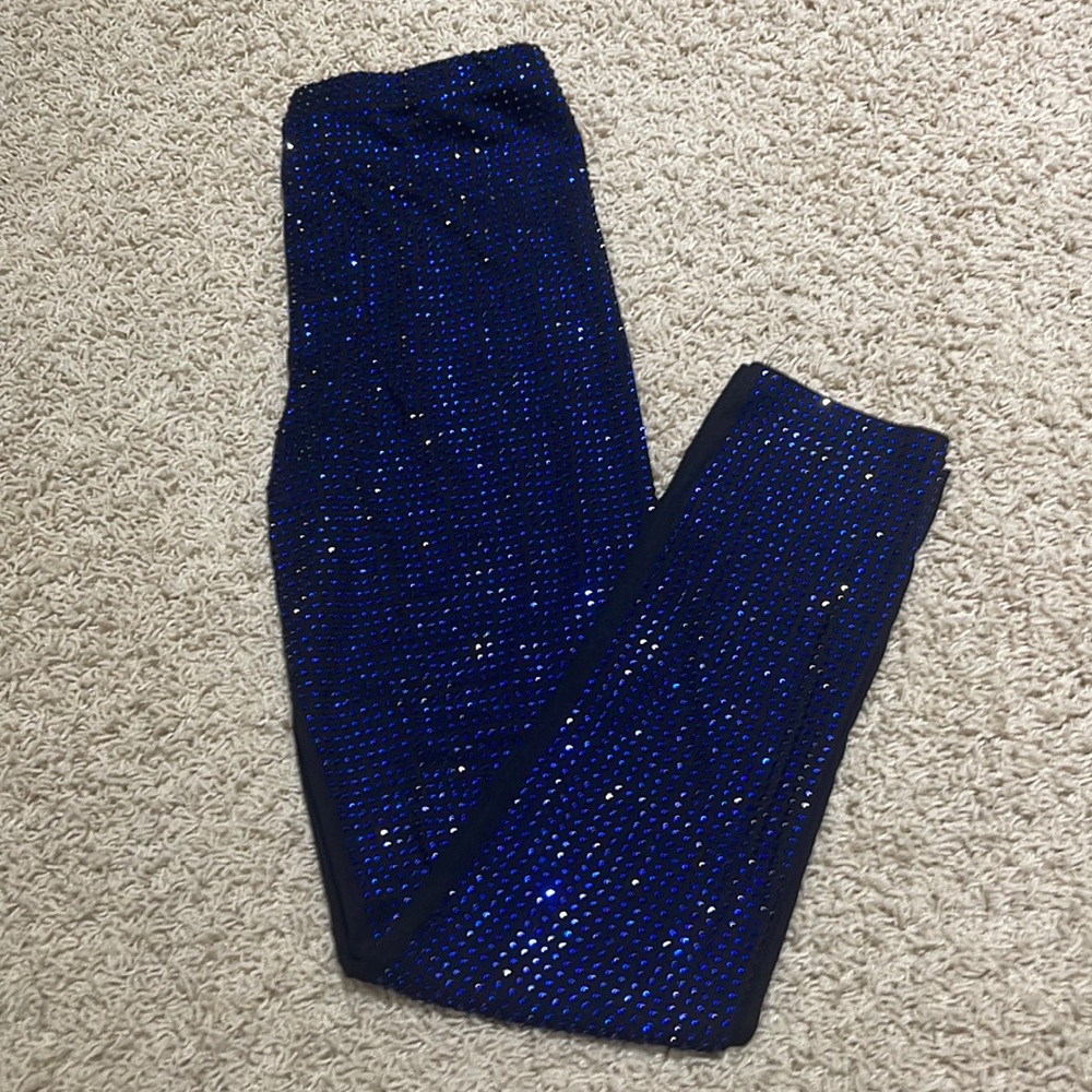 BNWT/bedazzles attached. Gorgeous rhinestone legging/pant.